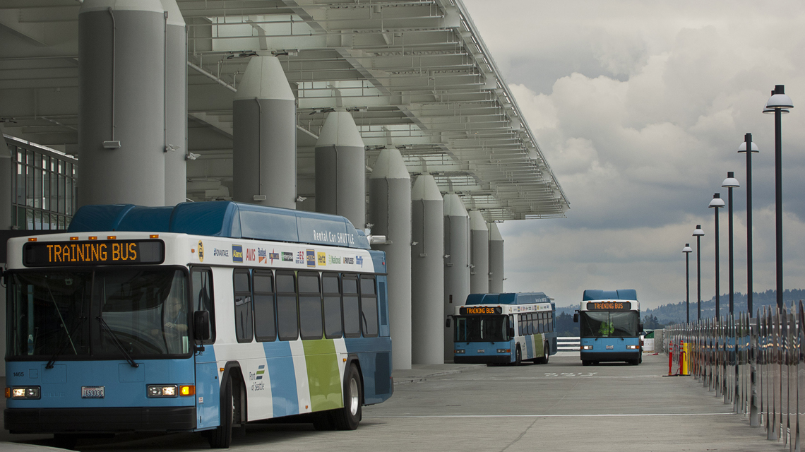 Bus pickup and dropoff lanes
