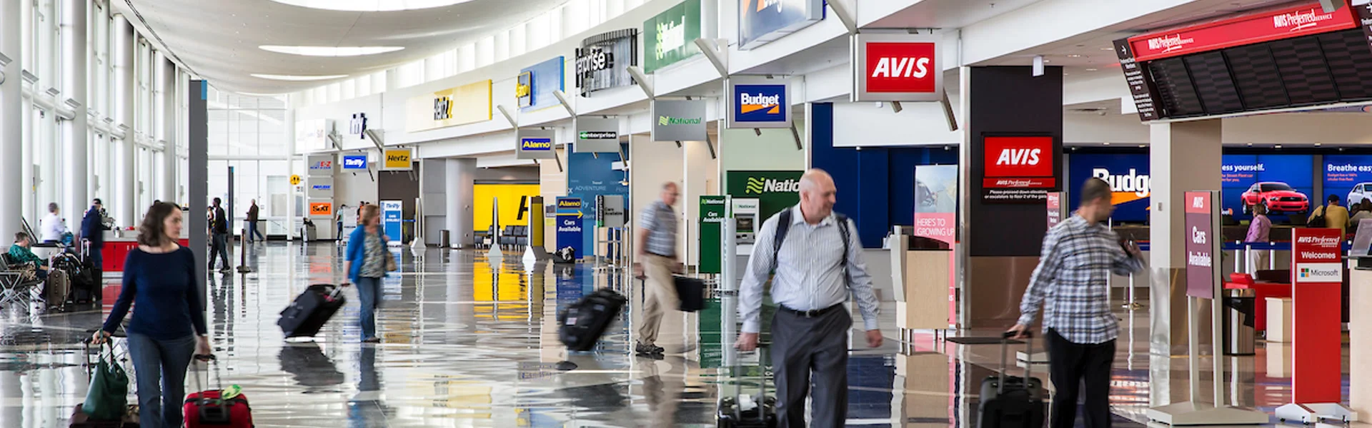 CONRAC Pickup & Shuttles rental at SeaTac CONRAC — PNW travel scenario